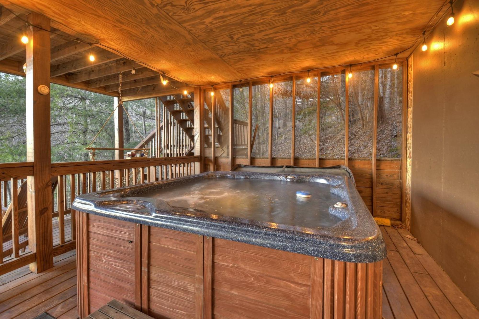 Talking Leaves Hot Tub Firepit And Comfy King Beds Villa Ellijay Luaran gambar