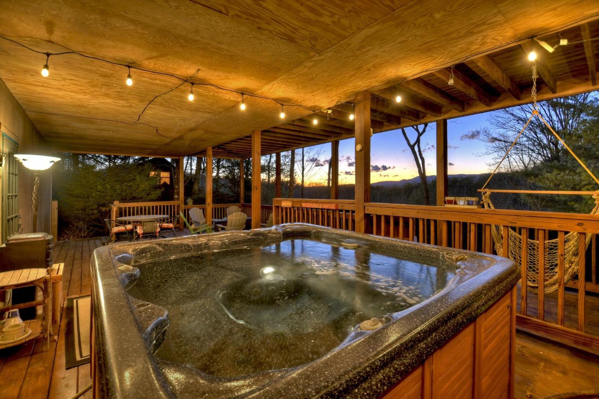 Talking Leaves Hot Tub Firepit And Comfy King Beds Villa Ellijay Luaran gambar